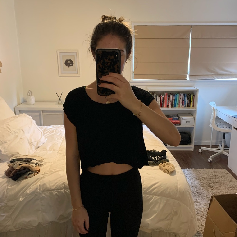 Soft Black Cropped Tee